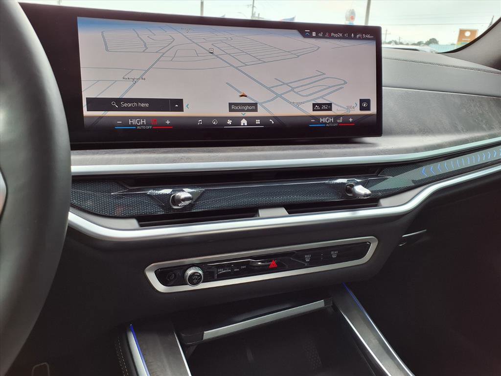 Used 2025 BMW X5 xDrive40i w/ M Sport Package image 7