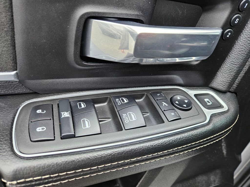 Used 2021 RAM 3500 Laramie AWD/4WD image 22