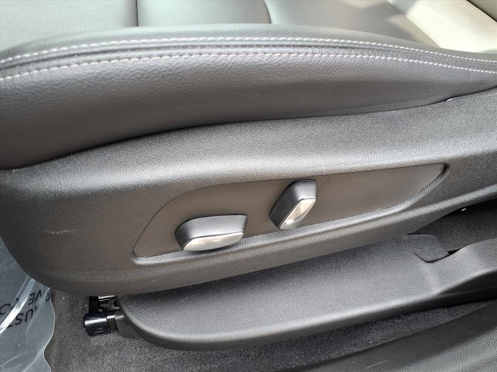 Certified 2022 Cadillac XT6 Luxury image 27