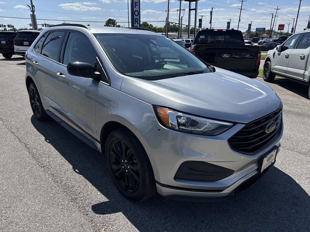 Used 2022 Ford Edge SE w/ Black Appearance Package AWD/4WD image 3