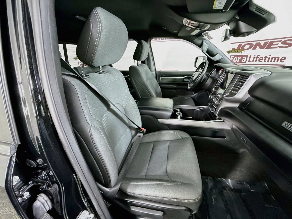 Used 2021 RAM 1500 Big Horn AWD/4WD image 34