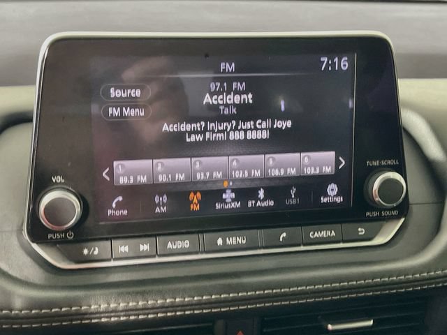 Used 2023 Nissan Rogue SV AWD/4WD image 14
