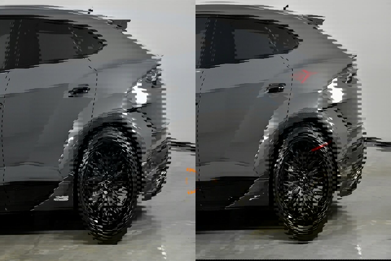 Used 2023 Lamborghini Urus Performante image 11