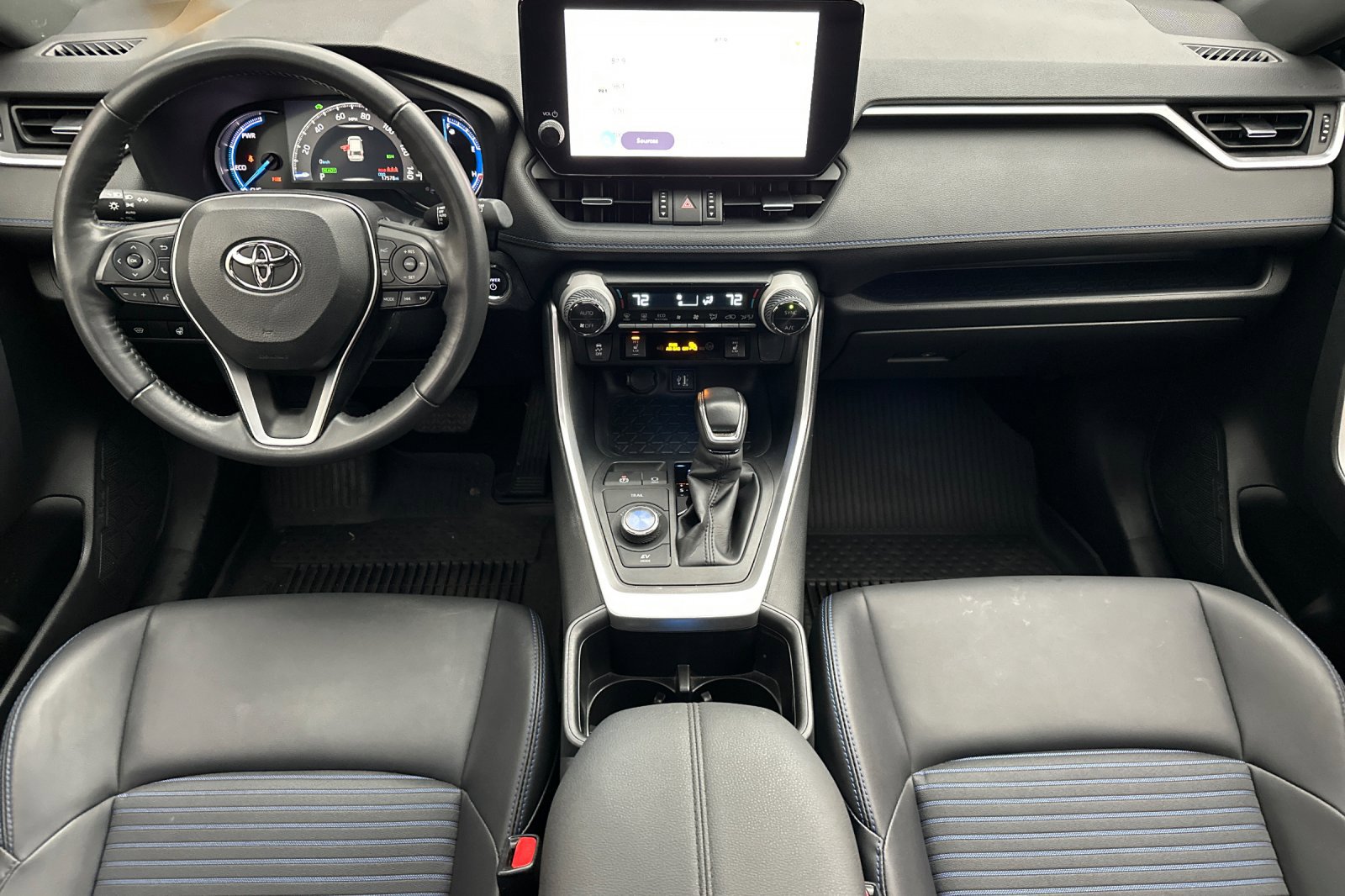 Used 2024 Toyota RAV4 XSE image 15