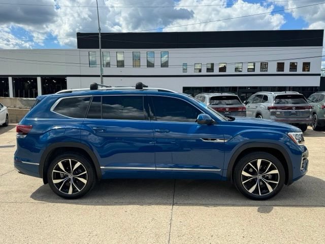 Certified 2025 Volkswagen Atlas SEL Premium R-Line AWD/4WD image 7