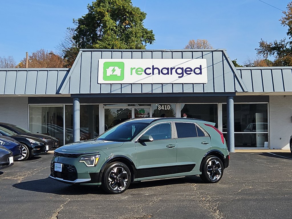 Used 2023 Kia Niro Wind w/ Wind Preserve Package image 1