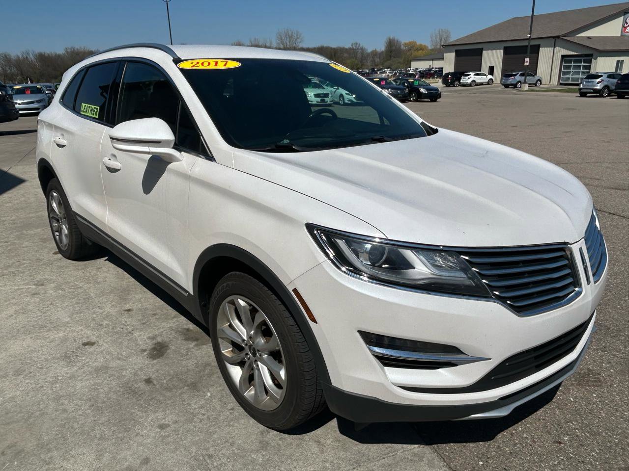 Used 2017 Lincoln MKC Select w/ Select Plus Package image 3