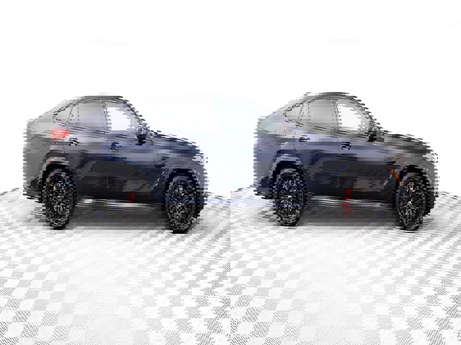 New 2026 BMW X6 M60i w/ Executive Package image 8