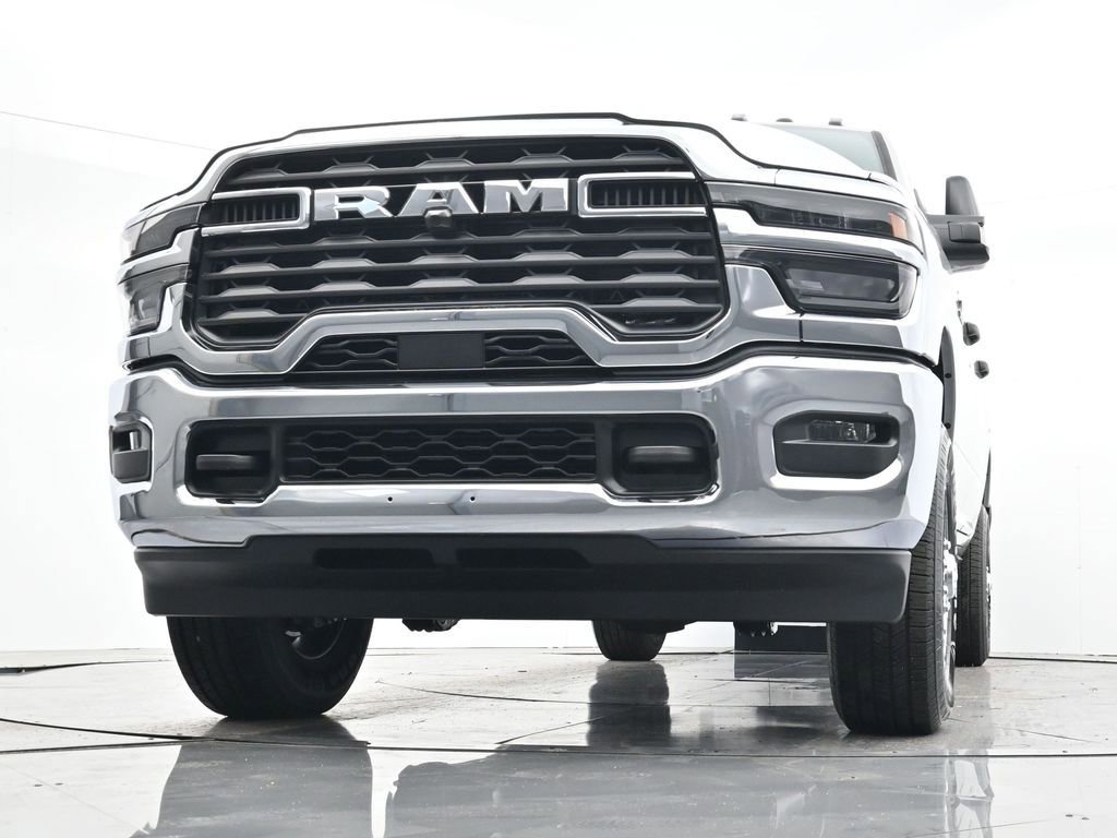 New 2026 RAM 2500 Tradesman w/ Chrome Appearance Group image 32