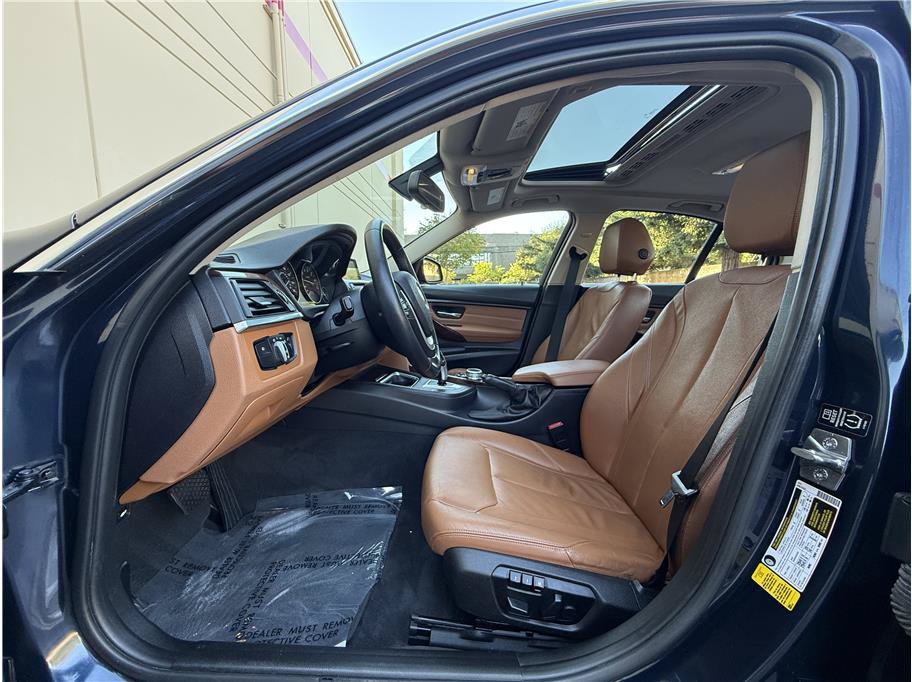 Used 2014 BMW 328i Sedan RWD image 21
