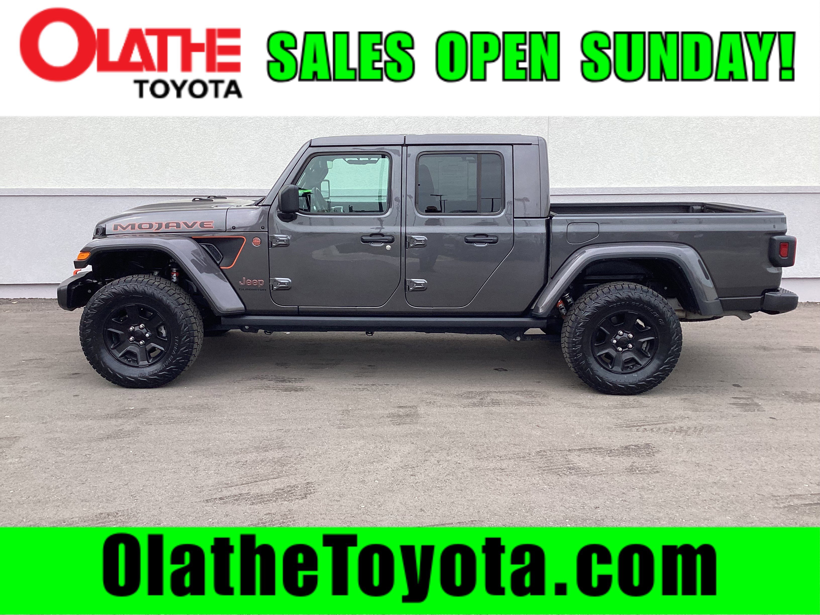 Used 2021 Jeep Gladiator Mojave image 2