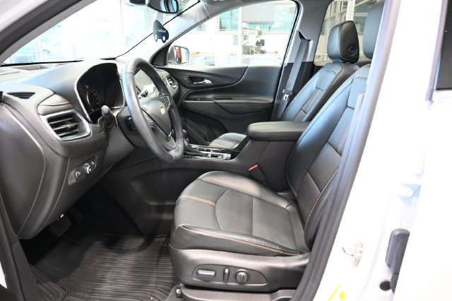Certified 2024 Chevrolet Equinox Premier AWD/4WD image 9