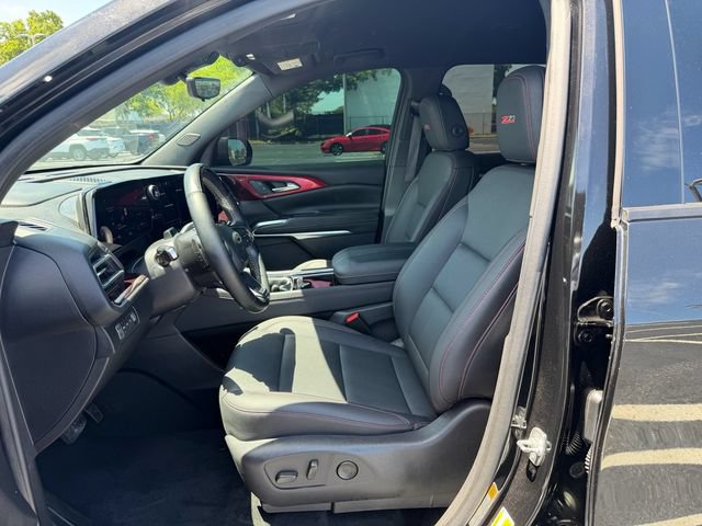 Used 2024 Chevrolet Traverse Z71 w/ Enhanced Driving Package AWD/4WD image 11