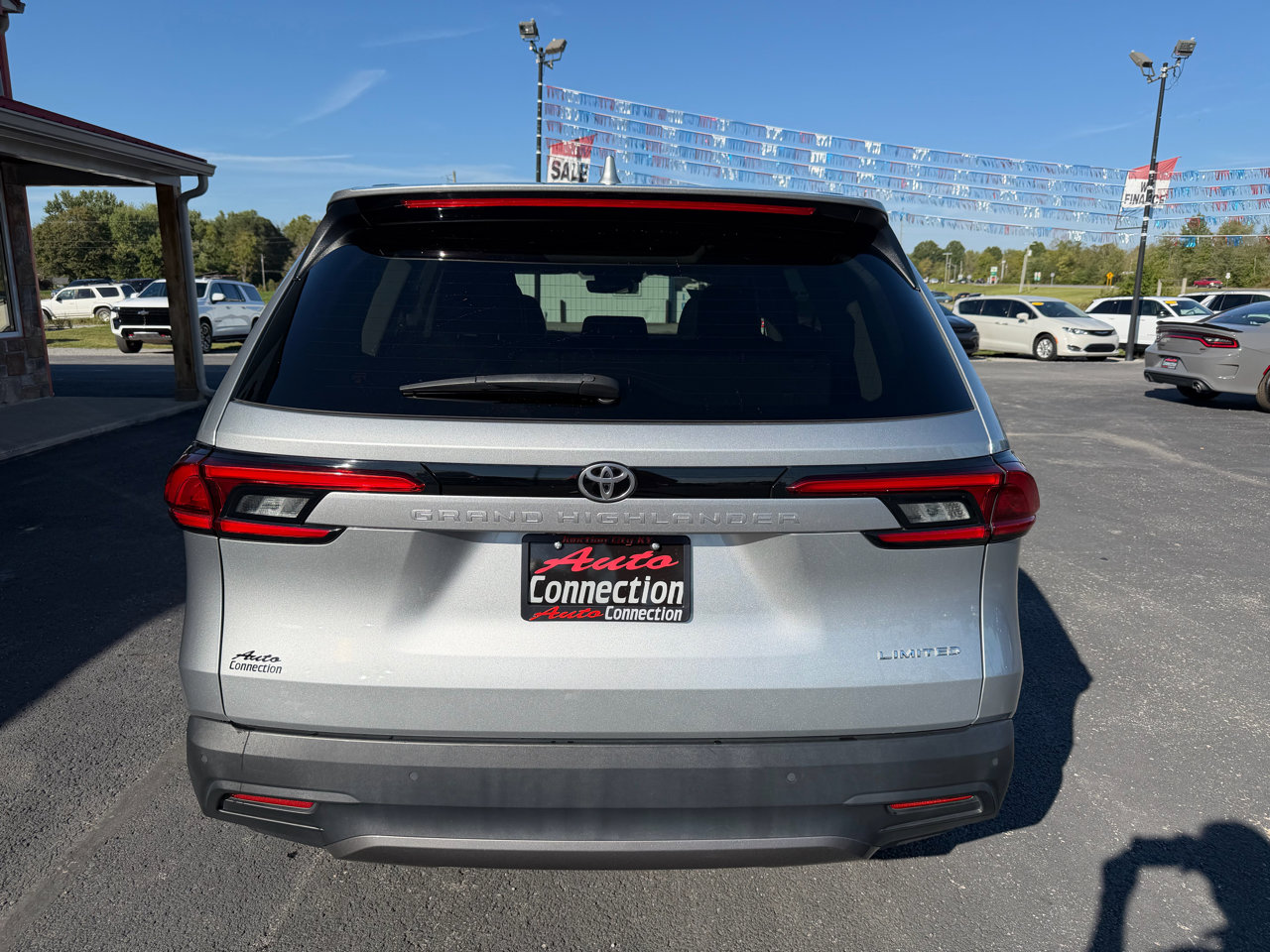 Used 2024 Toyota Grand Highlander FWD image 5