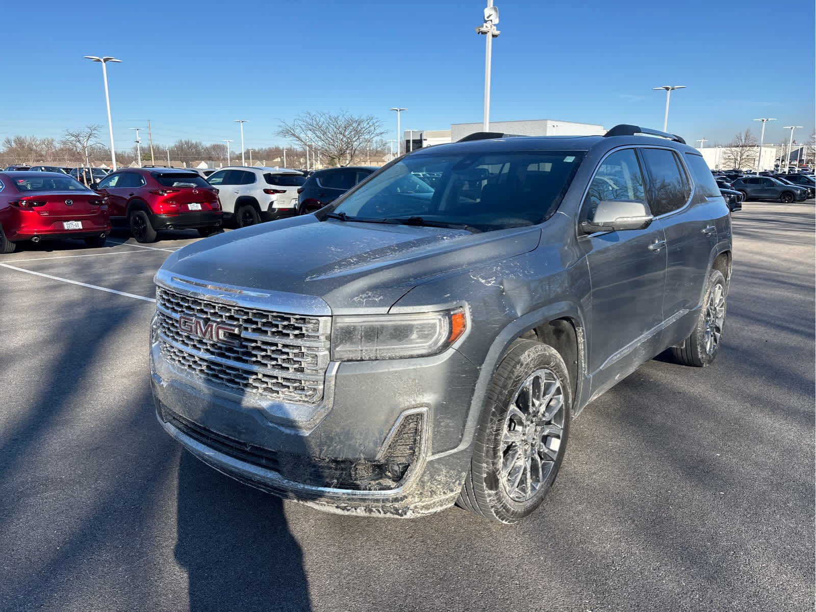 Used 2023 GMC Acadia Denali image 2