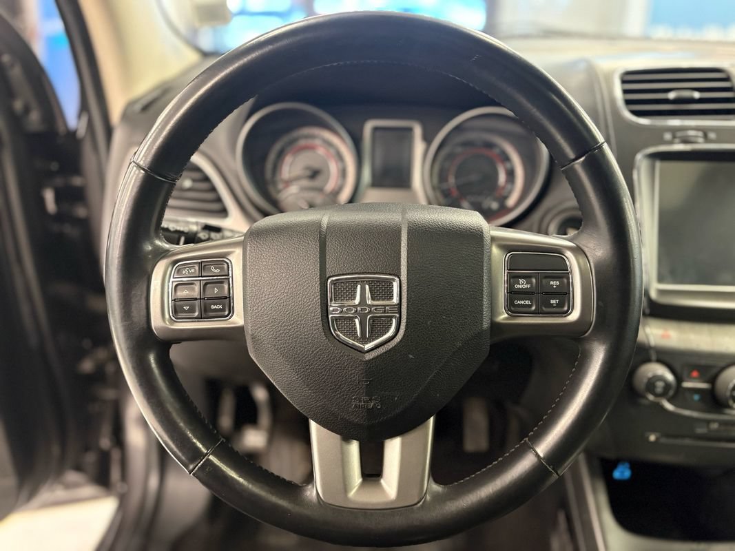 Used 2017 Dodge Journey Crossroad FWD image 17