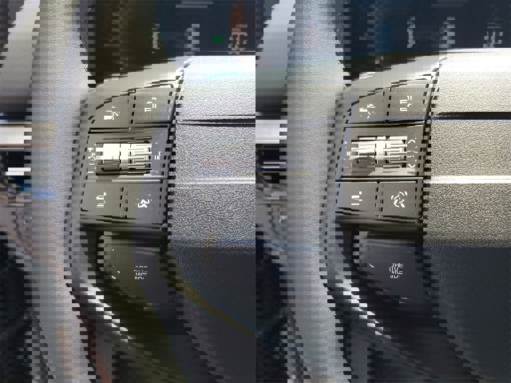 New 2026 Kia Sportage LX image 11