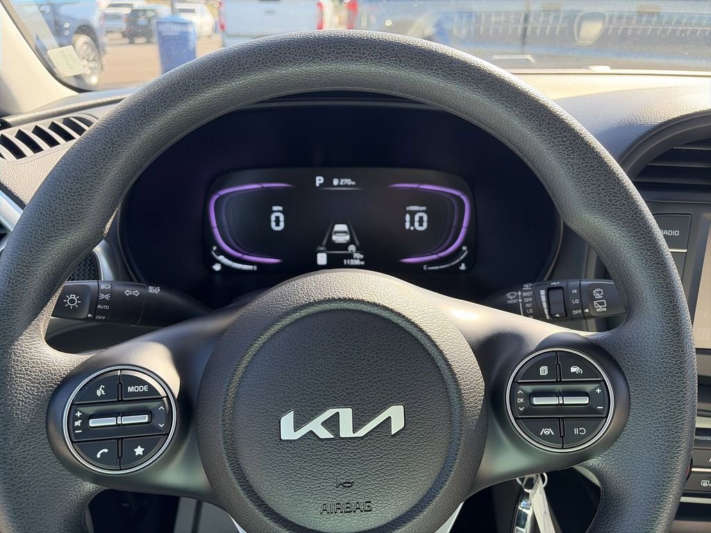 Certified 2025 Kia Soul LX w/ LX Technology Package FWD image 14