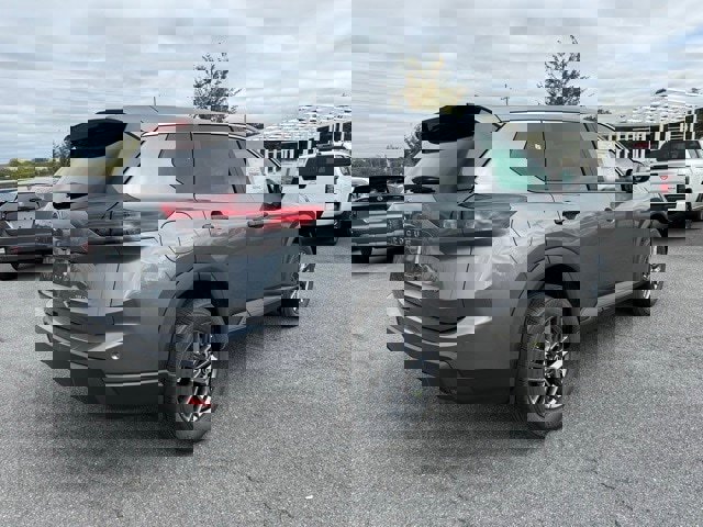 New 2026 Nissan Rogue S image 5