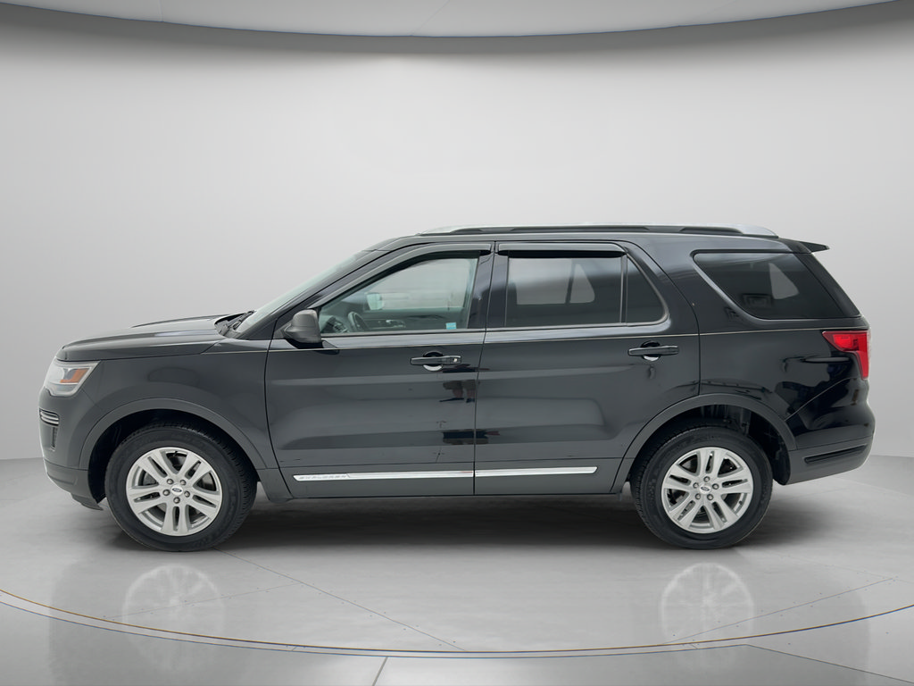 Used 2019 Ford Explorer XLT w/ Class III Trailer Tow Package AWD/4WD image 8