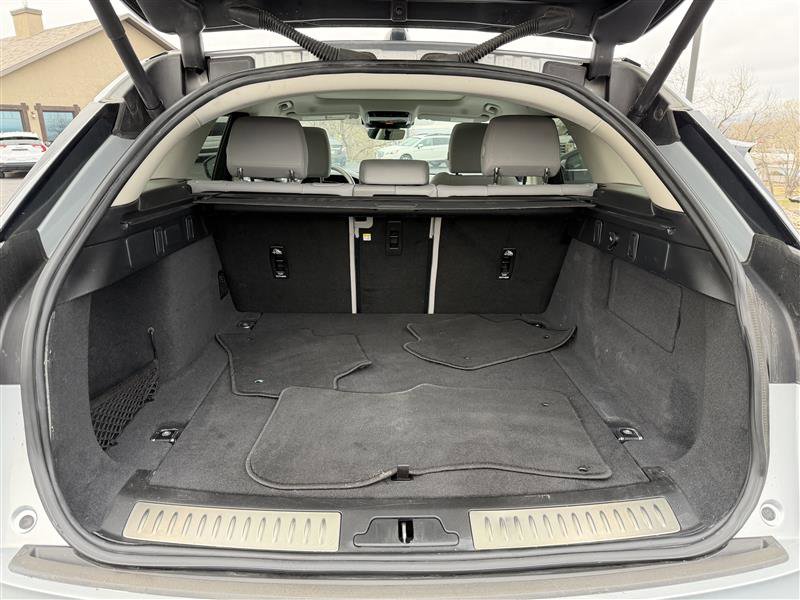 Used 2025 Land Rover Range Rover Velar Dynamic SE AWD/4WD image 14