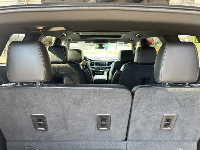 Used 2022 Buick Enclave Avenir w/ Avenir Technology Package image 18