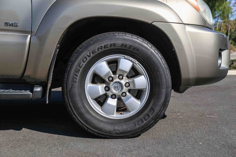 Used 2006 Toyota 4Runner SR5 RWD image 25