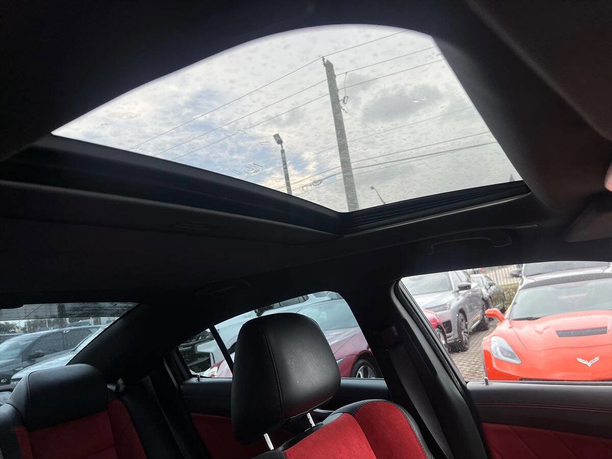 Used 2022 Dodge Charger Scat Pack w/ Dynamics Package image 15