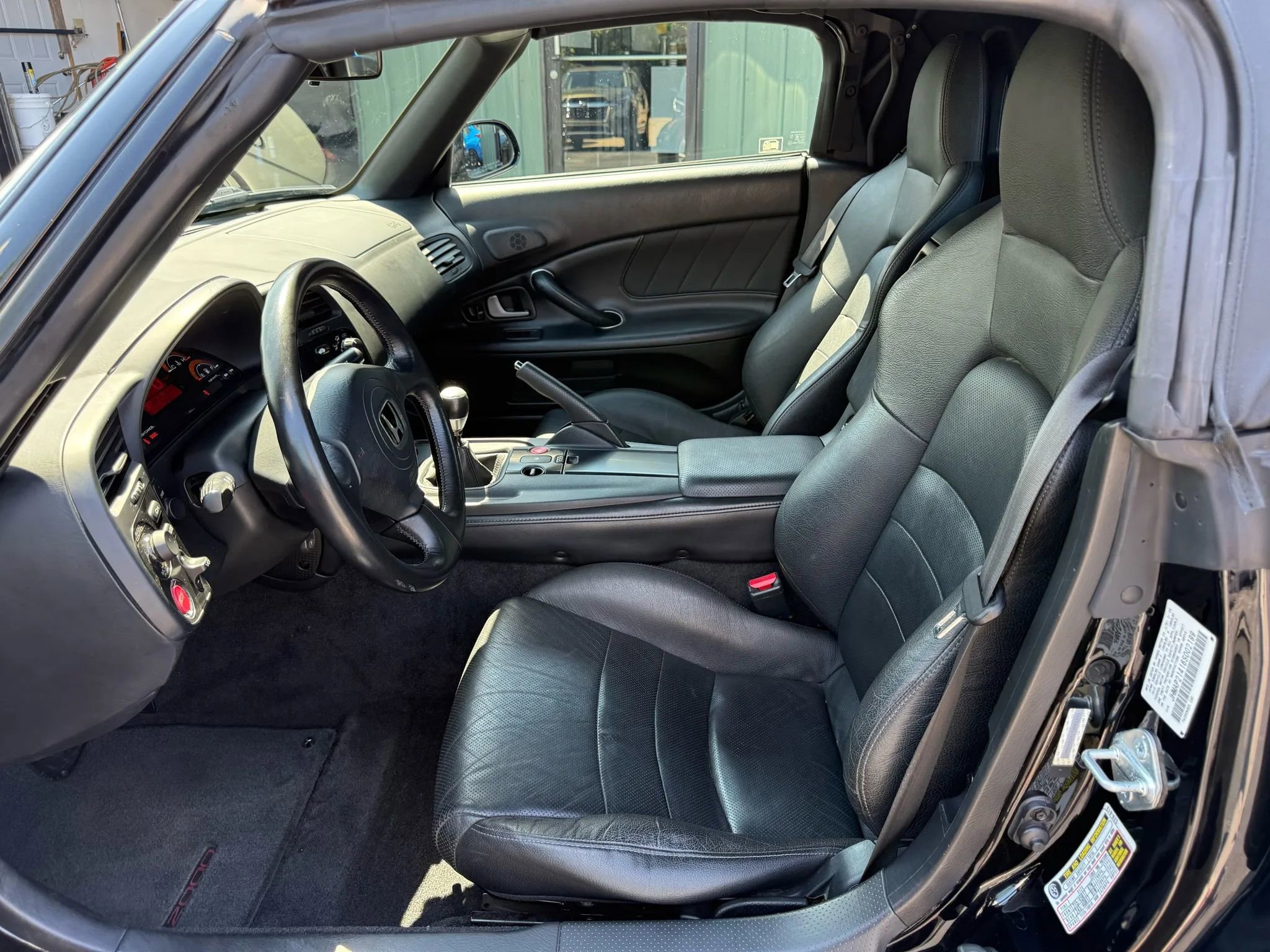 Used 2006 Honda S2000 image 2