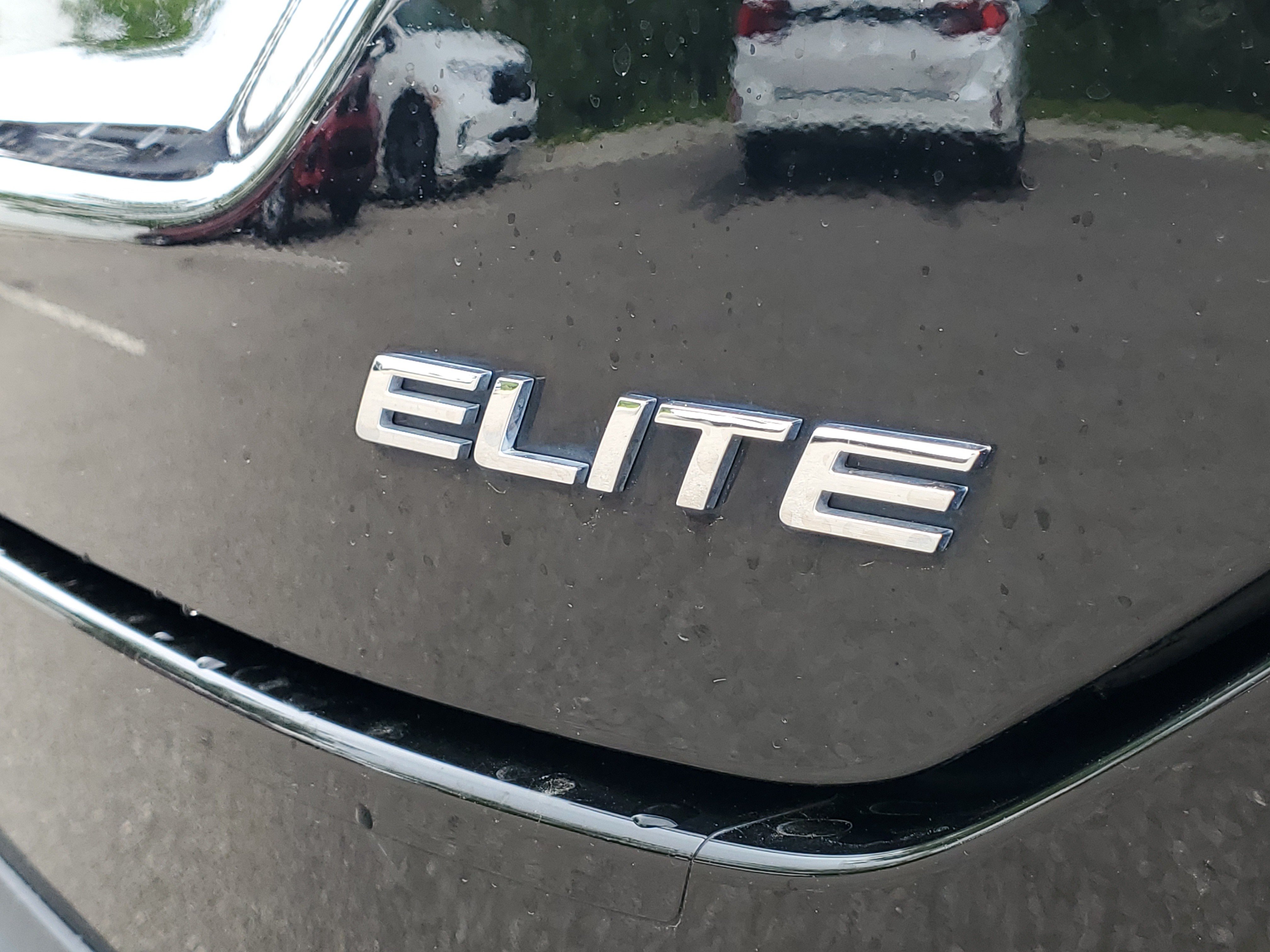 Certified 2025 Honda Pilot Elite image 6
