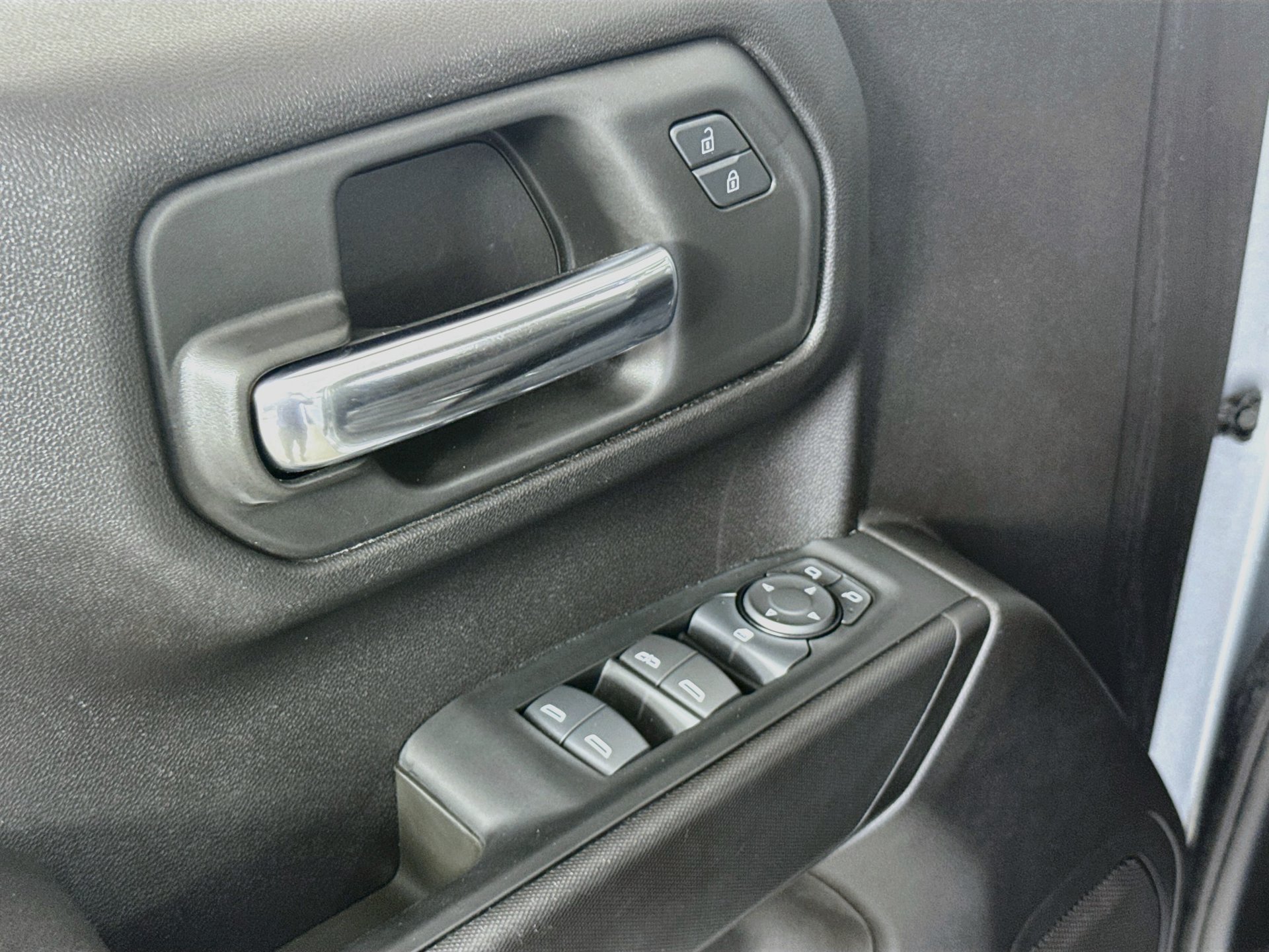 Used 2024 Chevrolet Silverado 1500 Custom AWD/4WD image 15