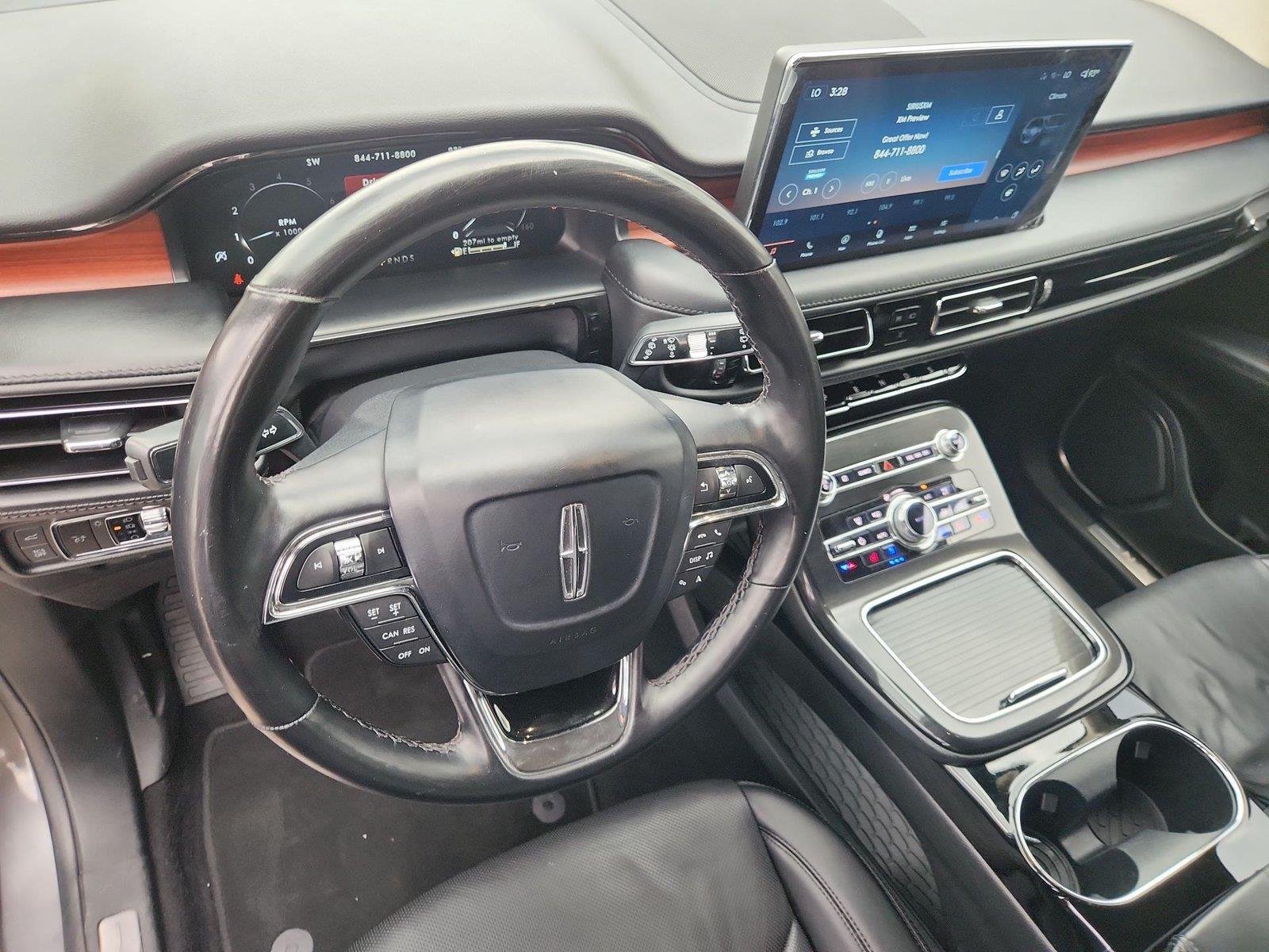Used 2022 Lincoln Nautilus Reserve FWD image 10