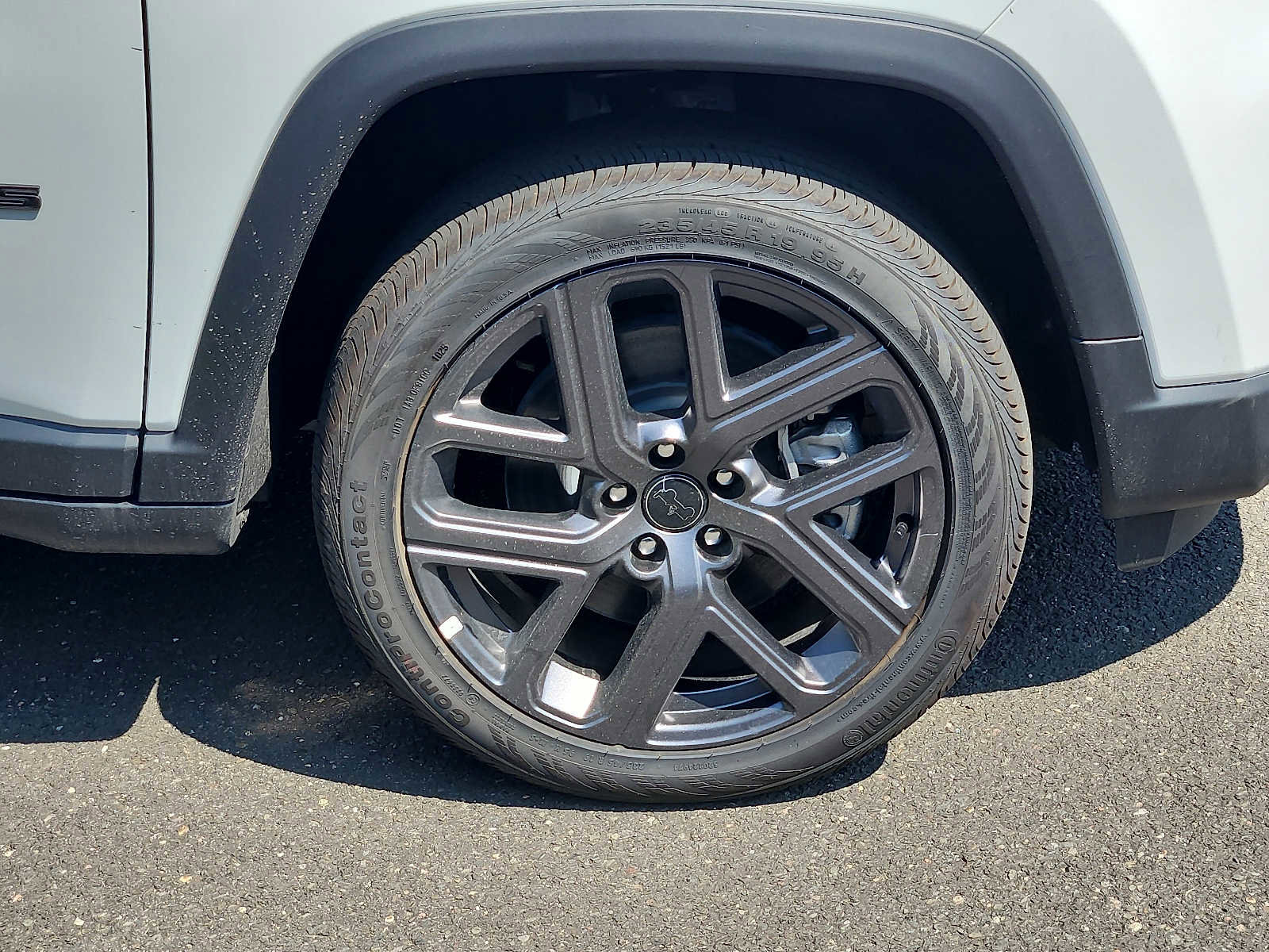 New 2025 Jeep Compass Limited w/ Sun & Sound Group image 5