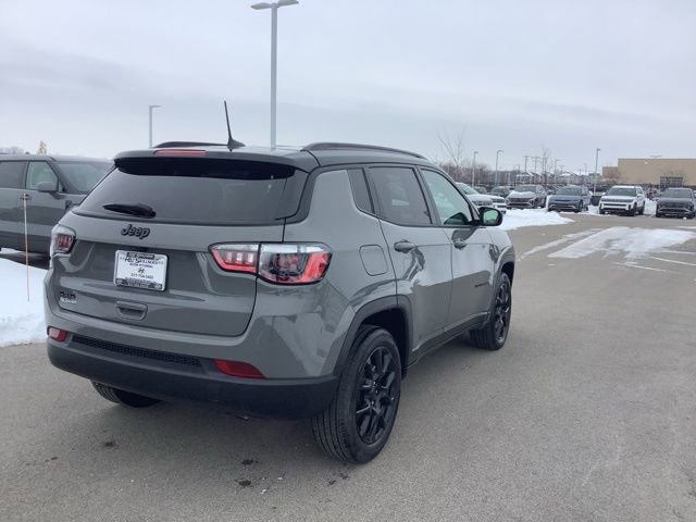 Used 2023 Jeep Compass Altitude w/ Convenience Group image 6