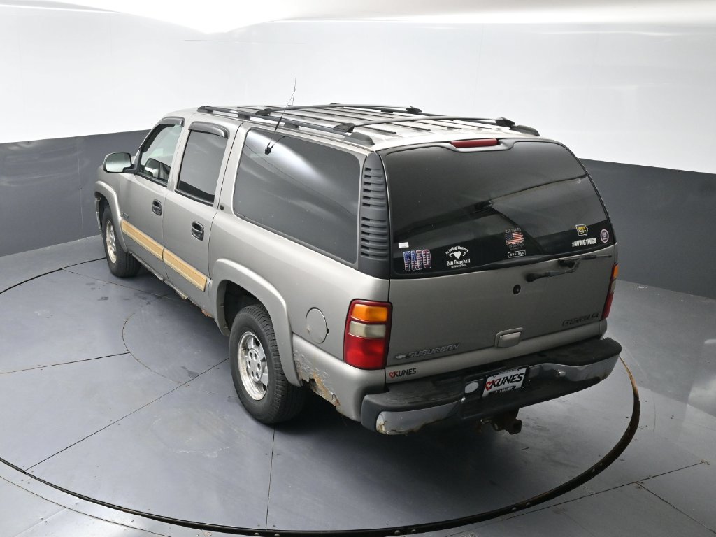 Used 2000 Chevrolet Suburban LT w/ LT Preferred Equipment Group AWD/4WD image 42