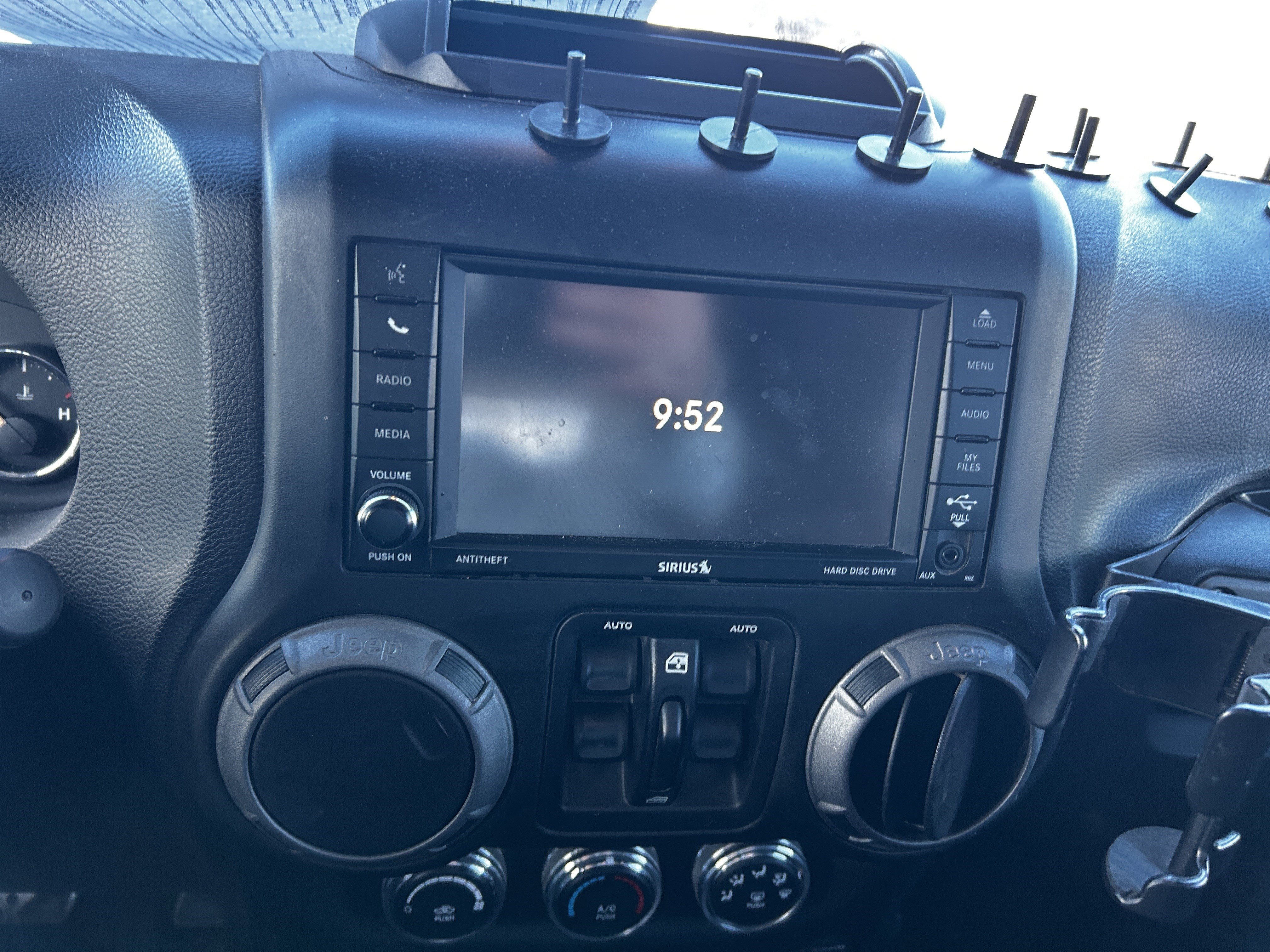 Used 2017 Jeep Wrangler Unlimited Sport image 14