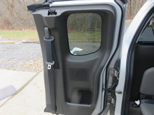 Used 2012 Suzuki Equator Premium image 23