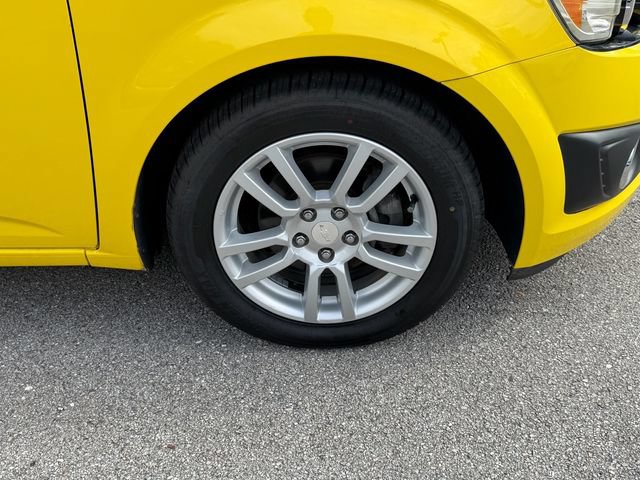 Used 2016 Chevrolet Sonic LT w/ LT Promotional Package FWD image 10
