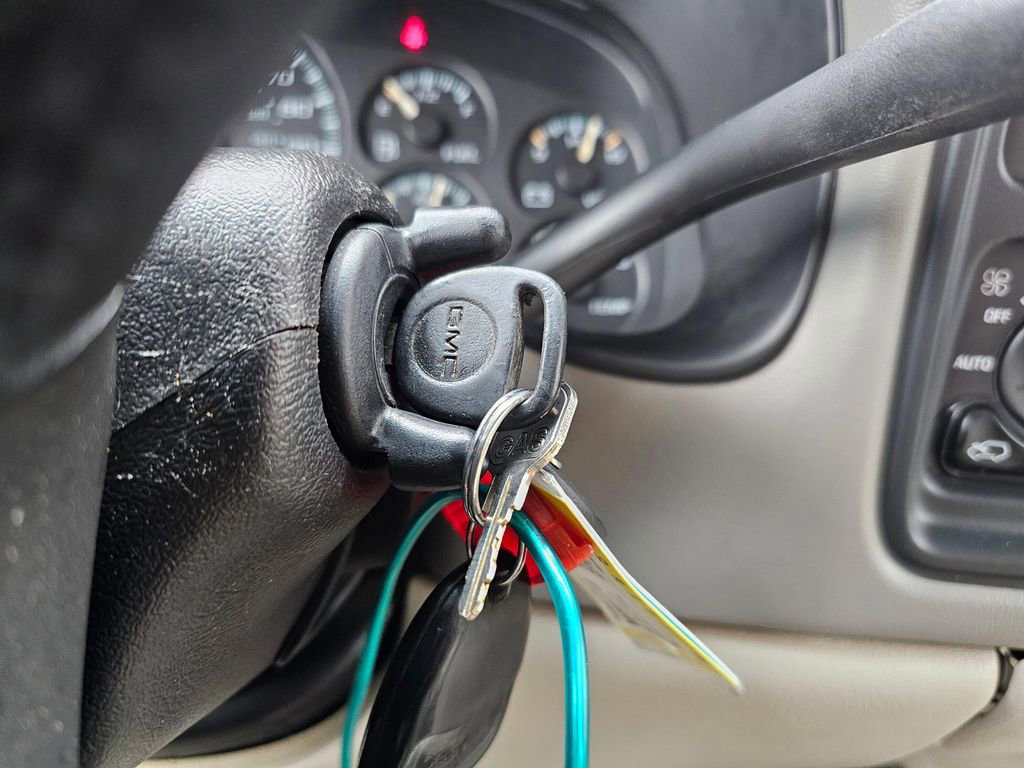 Used 2001 GMC Yukon XL 2500 SLT image 31