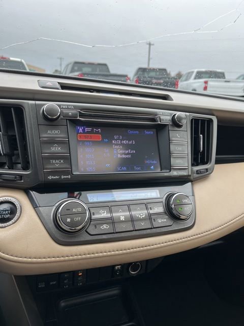 Used 2013 Toyota RAV4 Limited AWD/4WD image 38