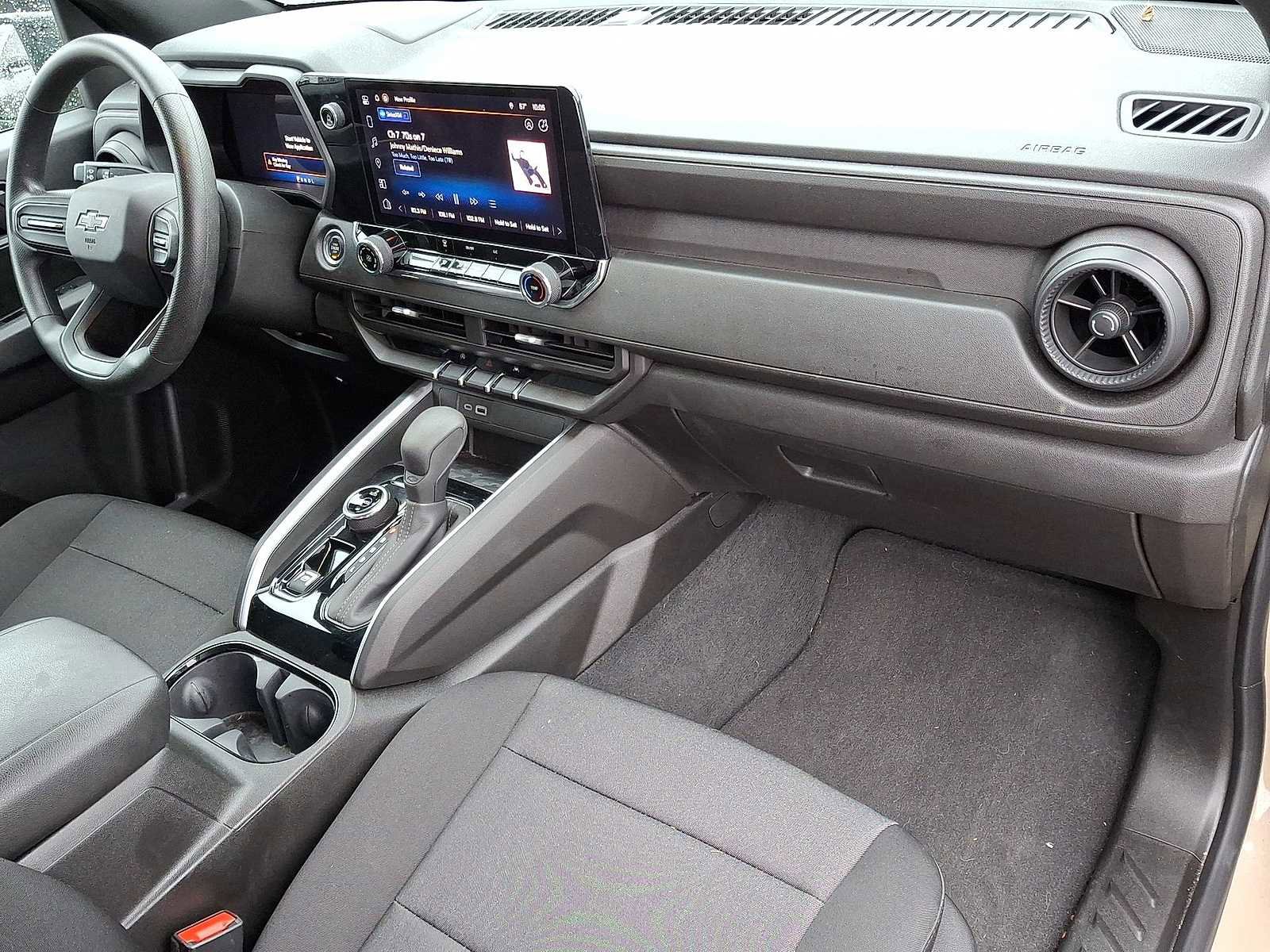 Used 2024 Chevrolet Colorado Trail Boss image 33