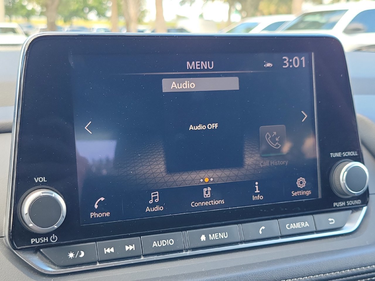 Used 2025 Nissan Rogue SV FWD image 22