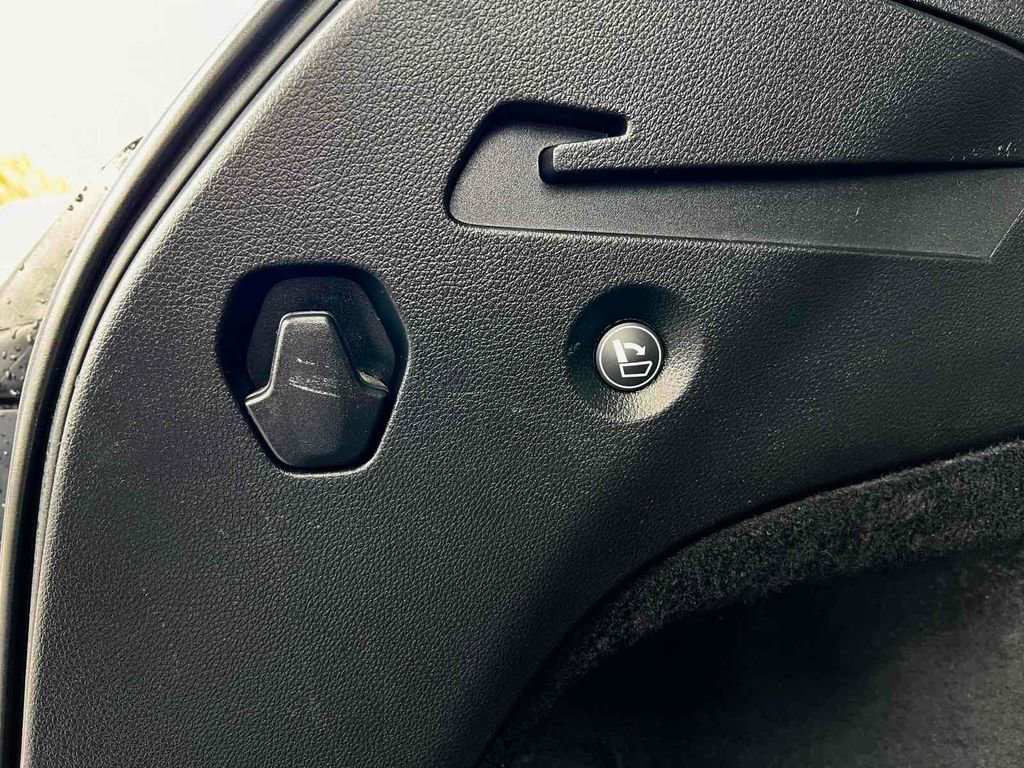 Used 2021 Honda Passport Sport image 32