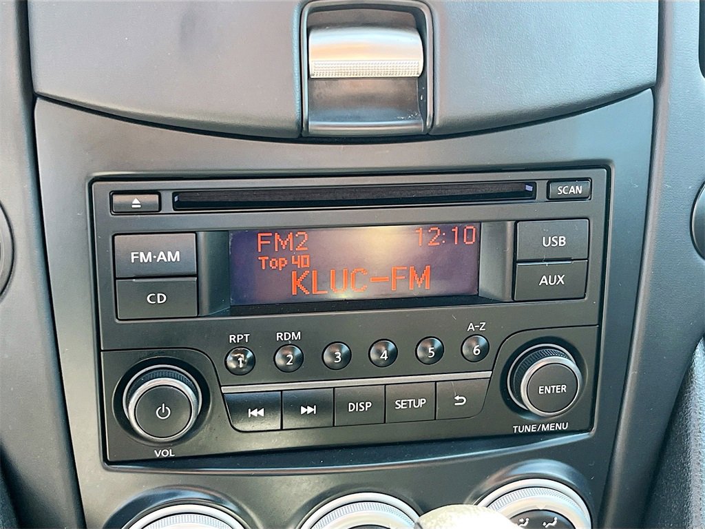 Used 2017 Nissan 370Z Base image 14