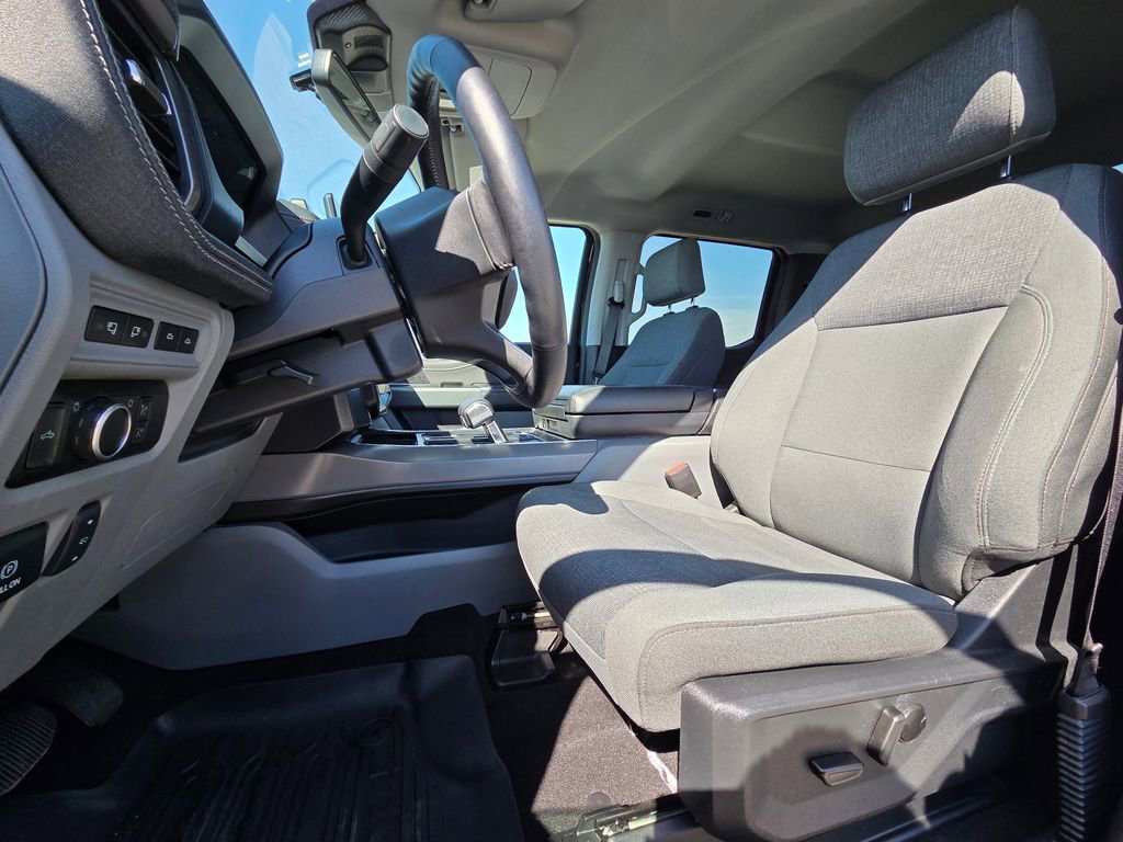 Used 2024 Ford F150 Lightning Flash image 24