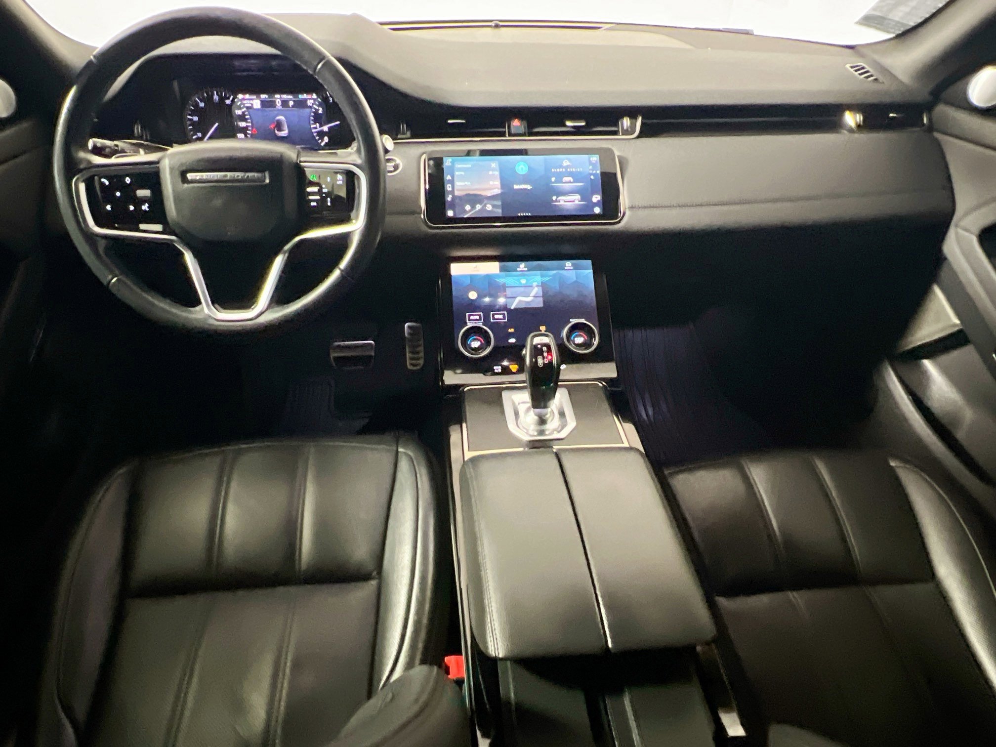 Used 2023 Land Rover Range Rover Evoque R-Dynamic SE image 30