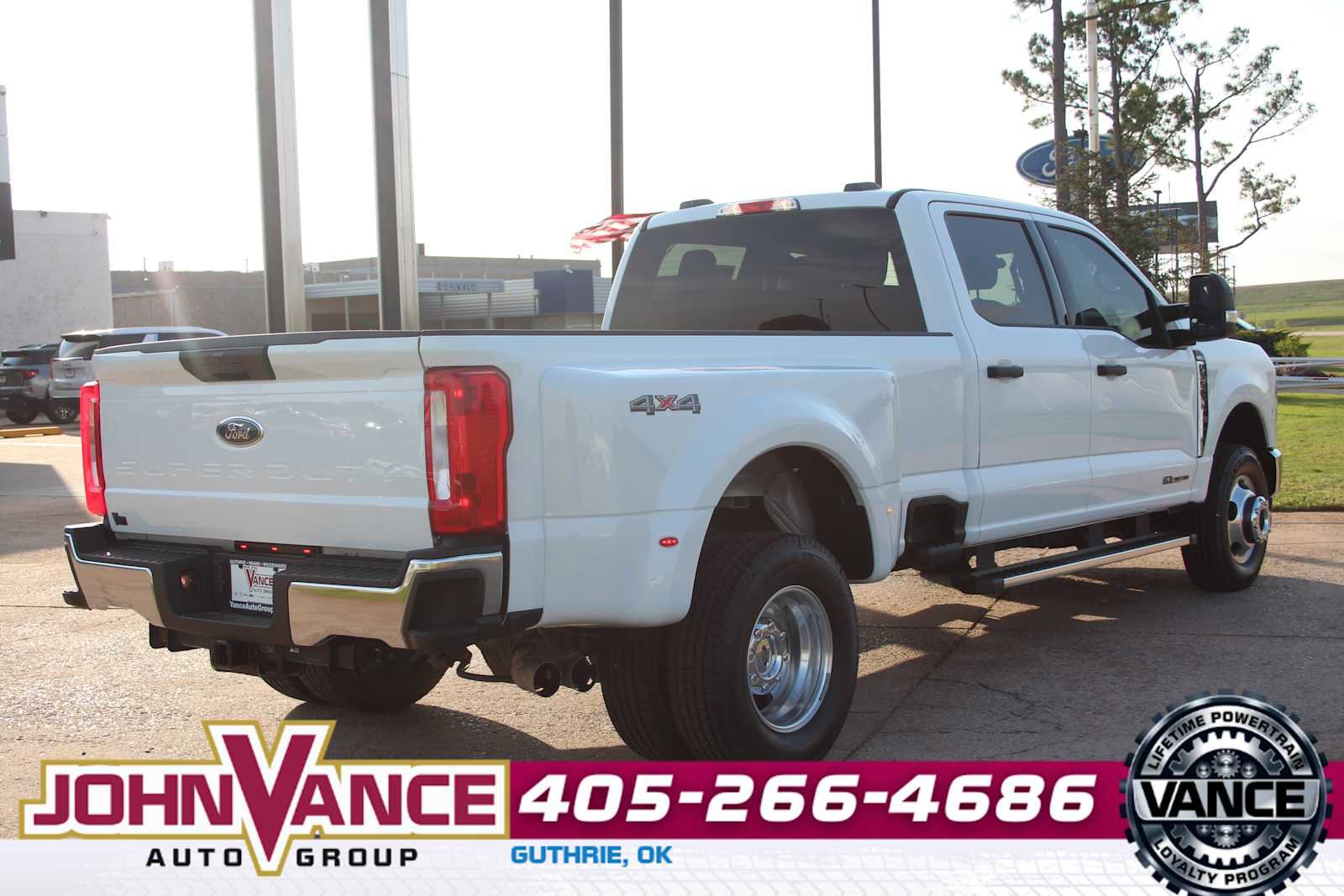 Used 2025 Ford F350 XLT AWD/4WD image 13