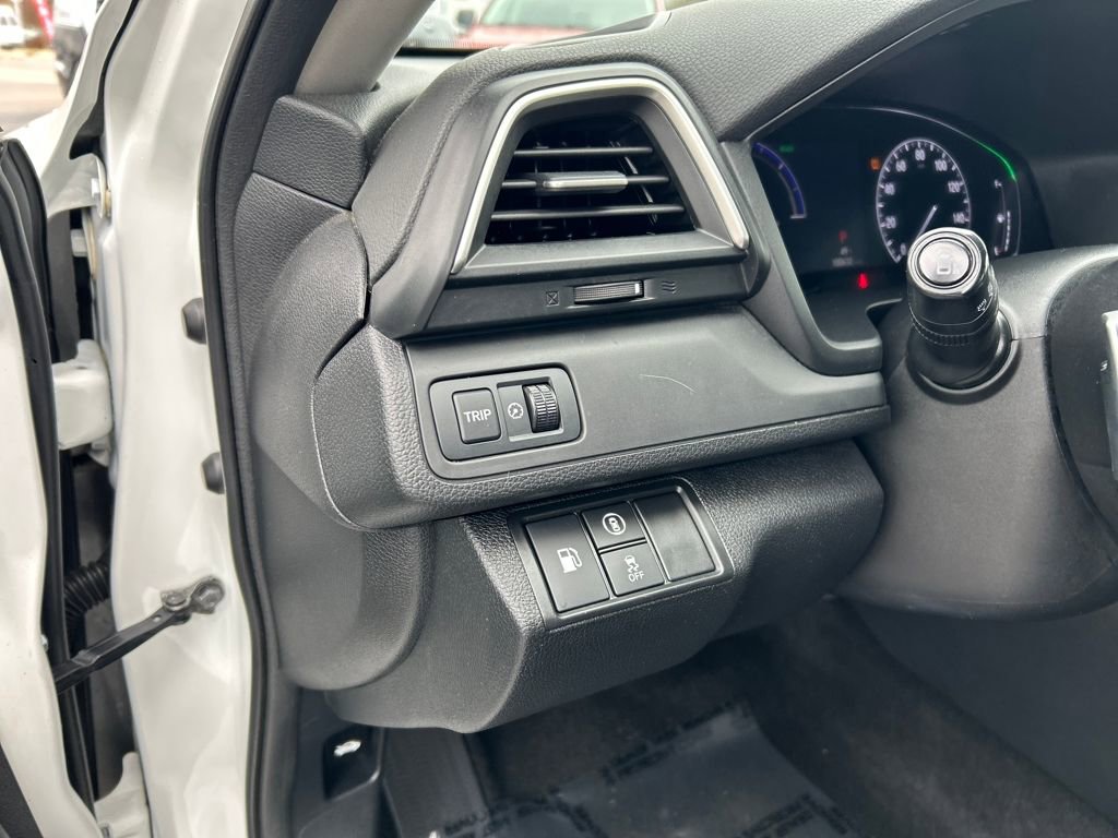 Used 2019 Honda Insight Touring image 13