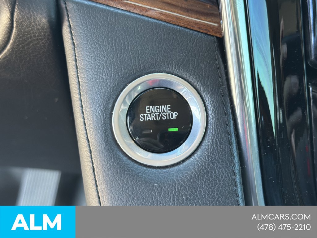Used 2015 Cadillac Escalade Luxury RWD image 10