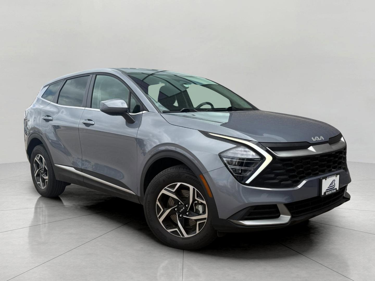 Used 2025 Kia Sportage LX